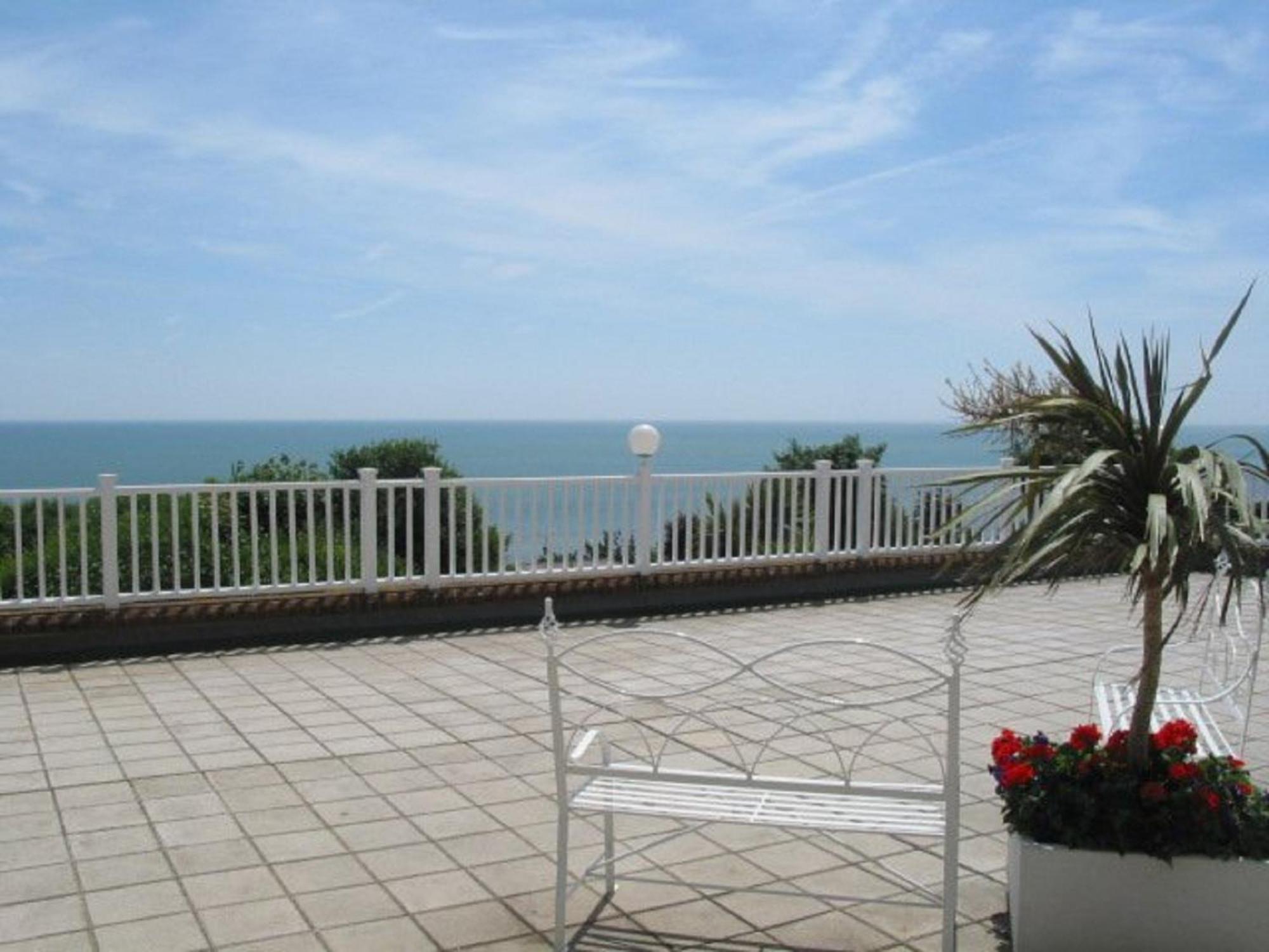 Hydro Hotel Eastbourne Zewnętrze zdjęcie